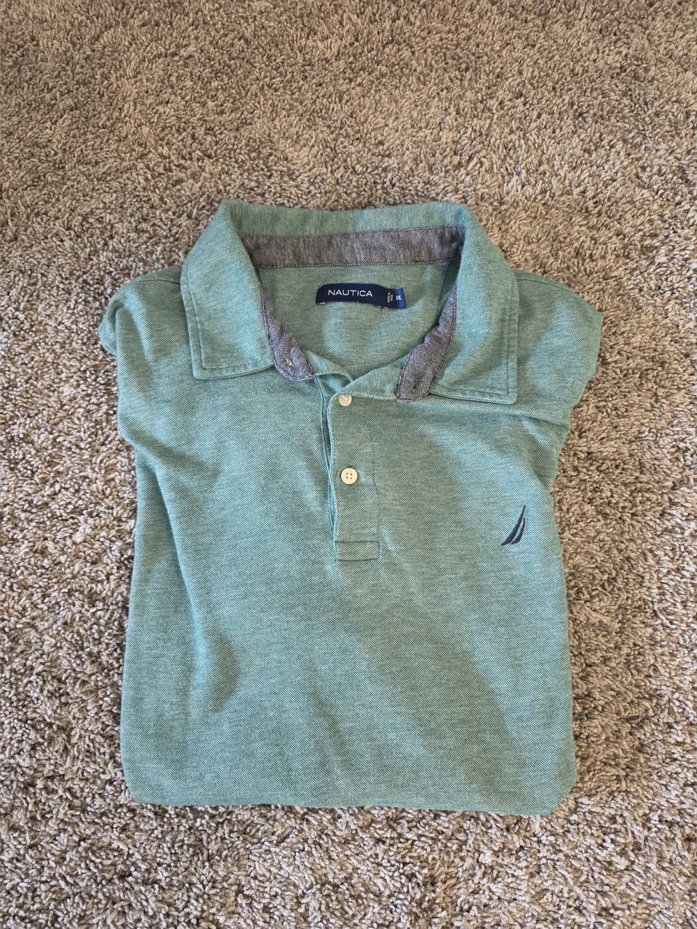 Nautica Men’s Heather Sage Polo Shirt - Picture 2 of 2